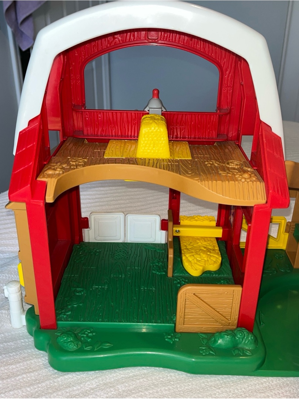 Fisher-Price Red & White Farm Barn Playset with Animal Figures - Picture 9 of 14
